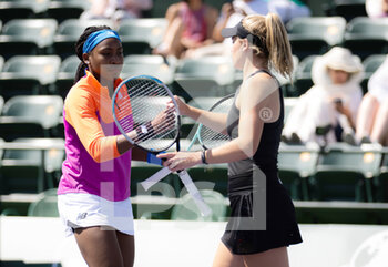 2022-03-16 - Cori Gauff of the United States & Catherine McNally of the United States playing doubles at the 2022 BNP Paribas Open, WTA 1000 tennis tournament on March 16, 2022 at Indian Wells Tennis Garden in Indian Wells, USA - 2022 BNP PARIBAS OPEN, WTA 1000 TENNIS TOURNAMENT - INTERNATIONALS - TENNIS