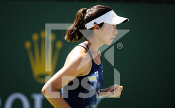 2022-03-16 - Ena Shibahara playing doubles at the 2022 BNP Paribas Open, WTA 1000 tennis tournament on March 16, 2022 at Indian Wells Tennis Garden in Indian Wells, USA - 2022 BNP PARIBAS OPEN, WTA 1000 TENNIS TOURNAMENT - INTERNATIONALS - TENNIS