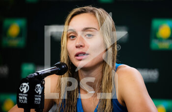 2022-03-17 - Paula Badosa of Spain talks to the media after the quarter-final of the 2022 BNP Paribas Open, WTA 1000 tennis tournament on March 17, 2022 at Indian Wells Tennis Garden in Indian Wells, USA - 2022 BNP PARIBAS OPEN, WTA 1000 TENNIS TOURNAMENT - INTERNATIONALS - TENNIS