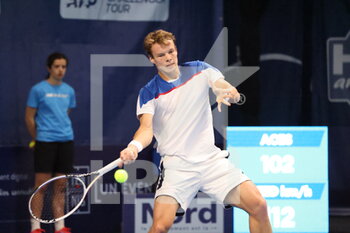 2022-03-18 - Michael Geerts during the Play In Challenger 2022, ATP Challenger Tour tennis tournament on March 20, 2022 at Tennis Club Lillois Lille Metropole in Lille, France - PLAY IN CHALLENGER 2022, ATP CHALLENGER TOUR TENNIS TOURNAMENT - INTERNATIONALS - TENNIS