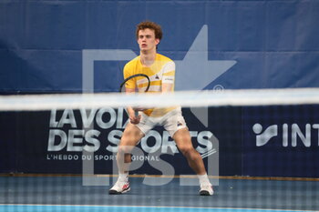 2022-03-21 - Luca Van Assche during the Play In Challenger 2022, ATP Challenger Tour tennis tournament on March 21, 2022 at Tennis Club Lillois Lille Metropole in Lille, France - PLAY IN CHALLENGER 2022, ATP CHALLENGER TOUR TENNIS TOURNAMENT - INTERNATIONALS - TENNIS