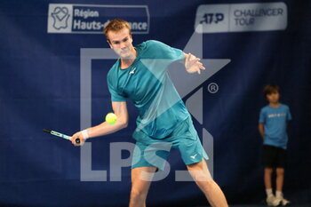 2022-03-21 - Vitaliy Sachko during the Play In Challenger 2022, ATP Challenger Tour tennis tournament on March 21, 2022 at Tennis Club Lillois Lille Metropole in Lille, France - PLAY IN CHALLENGER 2022, ATP CHALLENGER TOUR TENNIS TOURNAMENT - INTERNATIONALS - TENNIS