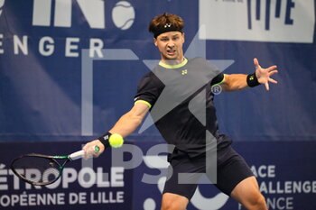 2022-03-22 - Ricardas Berankis during the Play In Challenger 2022, ATP Challenger Tour tennis tournament on March 22, 2022 at Tennis Club Lillois Lille Metropole in Lille, France - PLAY IN CHALLENGER 2022, ATP CHALLENGER TOUR TENNIS TOURNAMENT - INTERNATIONALS - TENNIS