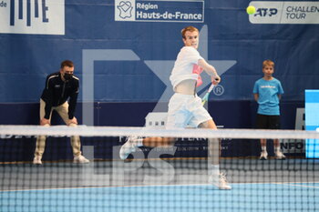 2022-03-23 - Vitaliy Sachko during the Play In Challenger 2022, ATP Challenger Tour tennis tournament on March 23, 2022 at Tennis Club Lillois Lille Metropole in Lille, France - PLAY IN CHALLENGER 2022, ATP CHALLENGER TOUR TENNIS TOURNAMENT - INTERNATIONALS - TENNIS