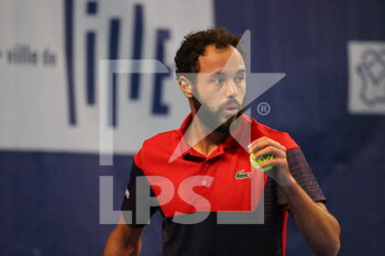 2022-03-23 - Laurent Lokoli during the Play In Challenger 2022, ATP Challenger Tour tennis tournament on March 23, 2022 at Tennis Club Lillois Lille Metropole in Lille, France - PLAY IN CHALLENGER 2022, ATP CHALLENGER TOUR TENNIS TOURNAMENT - INTERNATIONALS - TENNIS