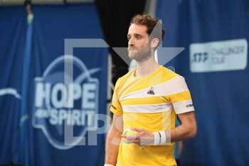 2022-03-24 - Constant Lestienne during the Play In Challenger 2022, ATP Challenger Tour tennis tournament on March 24, 2022 at Tennis Club Lillois Lille Metropole in Lille, France - PLAY IN CHALLENGER 2022, ATP CHALLENGER TOUR TENNIS TOURNAMEN - INTERNATIONALS - TENNIS