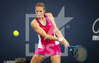 2022-03-24 - Karolina Pliskova of the Czech Republic in action against Anna Kalinskaya of Russia during the second round of the 2022 Miami Open, WTA Masters 1000 tennis tournament on March 24, 2022 at Hard Rock stadium in Miami, USA - 2022 MIAMI OPEN, WTA MASTERS 1000 TENNIS TOURNAMENT - INTERNATIONALS - TENNIS