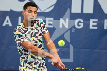 2022-03-25 - Arthur Fils during the Play In Challenger 2022, ATP Challenger Tour tennis tournament on March 25, 2022 at Tennis Club Lillois Lille Metropole in Lille, France - PLAY IN CHALLENGER 2022, ATP CHALLENGER TOUR TENNIS TOURNAMENT - INTERNATIONALS - TENNIS