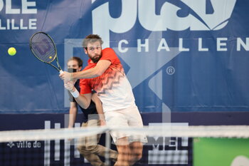 2022-03-25 - Quentin Halys during the Play In Challenger 2022, ATP Challenger Tour tennis tournament on March 25, 2022 at Tennis Club Lillois Lille Metropole in Lille, France - PLAY IN CHALLENGER 2022, ATP CHALLENGER TOUR TENNIS TOURNAMENT - INTERNATIONALS - TENNIS