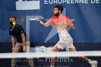 2022-03-25 - Quentin Halys during the Play In Challenger 2022, ATP Challenger Tour tennis tournament on March 25, 2022 at Tennis Club Lillois Lille Metropole in Lille, France - PLAY IN CHALLENGER 2022, ATP CHALLENGER TOUR TENNIS TOURNAMENT - INTERNATIONALS - TENNIS