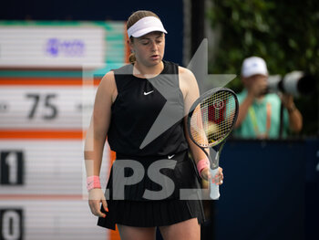 2022-03-25 - Jelena Ostapenko of Latvia in action against Shelby Rogers of the United States during the second round of the 2022 Miami Open, WTA Masters 1000 tennis tournament on March 25, 2022 at Hard Rock stadium in Miami, USA - 2022 MIAMI OPEN, WTA MASTERS 1000 TENNIS TOURNAMENT - INTERNATIONALS - TENNIS