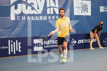 2022-03-26 - Constant Lestienne during the Play In Challenger 2022, ATP Challenger Tour tennis tournament on March 26, 2022 at Tennis Club Lillois Lille Metropole in Lille, France - PLAY IN CHALLENGER 2022, ATP CHALLENGER TOUR TENNIS TOURNAMENT - INTERNATIONALS - TENNIS
