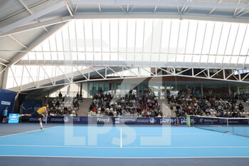 2022-03-26 - Court Central during the Play In Challenger 2022, ATP Challenger Tour tennis tournament on March 26, 2022 at Tennis Club Lillois Lille Metropole in Lille, France - PLAY IN CHALLENGER 2022, ATP CHALLENGER TOUR TENNIS TOURNAMENT - INTERNATIONALS - TENNIS