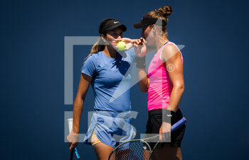 2022-03-26 - Anna Danilina of Kazakhstan & Beatriz Haddad Maia of Brazil playing doubles at the 2022 Miami Open, WTA Masters 1000 tennis tournament on March 26, 2022 at Hard Rock stadium in Miami, USA - 2022 MIAMI OPEN, WTA MASTERS 1000 TENNIS TOURNAMENT - INTERNATIONALS - TENNIS