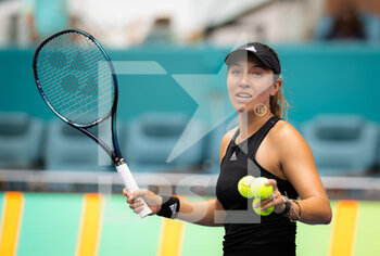 2022-03-30 - Jessica Pegula of the United States after winning against Paula Badosa of Spain the quarter-final of the 2022 Miami Open, WTA Masters 1000 tennis tournament on March 30, 2022 at Hard Rock stadium in Miami, USA - 2022 MIAMI OPEN, WTA MASTERS 1000 TENNIS TOURNAMENT - INTERNATIONALS - TENNIS