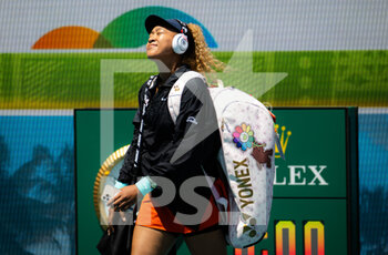 2022-04-02 - Naomi Osaka of Japan before the final against Iga Swiatek of Poland at the 2022 Miami Open, WTA Masters 1000 tennis tournament on April 2, 2022 at Hard Rock stadium in Miami, USA - 2022 MIAMI OPEN, WTA MASTERS 1000 TENNIS TOURNAMENT - INTERNATIONALS - TENNIS