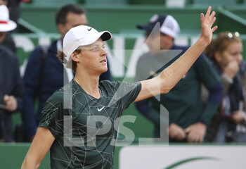 2022-04-11 - Jannik Sinner of Italia celebrates his first round victory during day 2 of the Rolex Monte-Carlo Masters 2022, an ATP Masters 1000 tennis tournament on April 11, 2022, held at the Monte-Carlo Country Club in Roquebrune-Cap-Martin, France - ROLEX MONTE-CARLO MASTERS 2022, ATP MASTERS 1000 TENNIS TOURNAMENT - INTERNATIONALS - TENNIS