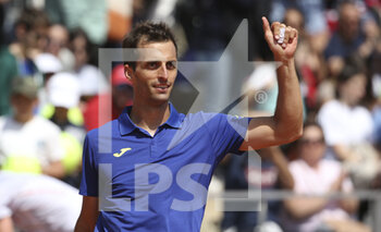 2022-04-13 - Albert Ramos-Vinolas of Spain celebrates his victory during day 4 of the Rolex Monte-Carlo Masters 2022, an ATP Masters 1000 tennis tournament on April 13, 2022, held at the Monte-Carlo Country Club in Roquebrune-Cap-Martin, France - ROLEX MONTE-CARLO MASTERS 2022, ATP MASTERS 1000 TENNIS TOURNAMENT - INTERNATIONALS - TENNIS