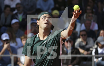 2022-04-13 - Taylor Fritz of USA during day 4 of the Rolex Monte-Carlo Masters 2022, an ATP Masters 1000 tennis tournament on April 13, 2022, held at the Monte-Carlo Country Club in Roquebrune-Cap-Martin, France - ROLEX MONTE-CARLO MASTERS 2022, ATP MASTERS 1000 TENNIS TOURNAMENT - INTERNATIONALS - TENNIS