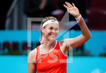 2022-04-28 - Marie Bouzkova of the Czech Republic in action against Karolina Pliskova of the Czech Republic during the first round of the Mutua Madrid Open 2022 tennis tournament on April 28, 2022 at Caja Magica stadium in Madrid, Spain - MUTUA MADRID OPEN 2022 TENNIS TOURNAMENT - INTERNATIONALS - TENNIS