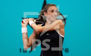 2022-04-30 - Petra Martic of Croatia in action against Amanda Anisimova of the United States during the second round of the Mutua Madrid Open 2022 tennis tournament on April 30, 2022 at Caja Magica stadium in Madrid, Spain - MUTUA MADRID OPEN 2022 TENNIS TOURNAMENT - INTERNATIONALS - TENNIS