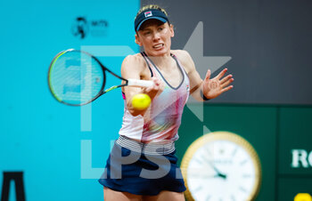 2022-05-02 - Ekaterina Alexandrova of Russia in action against Marie Bouzkova of the Czech Republic during the third round of the Mutua Madrid Open 2022 tennis tournament on May 2, 2022 at Caja Magica stadium in Madrid, Spain - MUTUA MADRID OPEN 2022 TENNIS TOURNAMENT - INTERNATIONALS - TENNIS