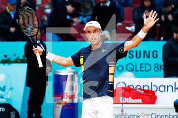 2022-05-03 - Roberto Bautista Agut of Spain reacts after winning against Jenson Brooksby of United States during the Mutua Madrid Open 2022 tennis tournament on May 3, 2022 at Caja Magica stadium in Madrid, Spain - MUTUA MADRID OPEN 2022 TENNIS TOURNAMENT - INTERNATIONALS - TENNIS