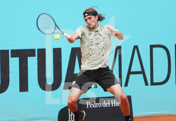 2022-05-05 - StefanosTsitsipas of Greece during the Mutua Madrid Open 2022 tennis tournament on May 5, 2022 at Caja Magica stadium in Madrid, Spain - MUTUA MADRID OPEN 2022 TENNIS TOURNAMENT - INTERNATIONALS - TENNIS