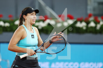 2022-05-05 - Jessica Pegula of United States reacts after winning against Jil Teichmann of Switzerland during the Mutua Madrid Open 2022 tennis tournament on May 5, 2022 at Caja Magica stadium in Madrid, Spain - MUTUA MADRID OPEN 2022 TENNIS TOURNAMENT - INTERNATIONALS - TENNIS