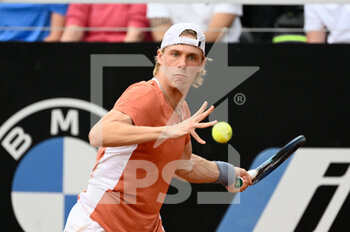2022-05-09 - Denis Shapovalov (CAN) during the first round against Lorenzo Sonego (ITA) of the ATP Master 1000 Internazionali BNL D'Italia tournament at Foro Italico on May 9, 2022 - INTERNAZIONALI BNL D'ITALIA - INTERNATIONALS - TENNIS