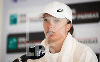2022-05-09 - Iga Swiatek of Poland talks to the media during the Internazionali BNL d'Italia 2022, Masters 1000 tennis tournament on May 9, 2022 at Foro Italico in Rome, Italy - INTERNAZIONALI BNL D'ITALIA 2022, MASTERS 1000 TENNIS TOURNAMENT - INTERNATIONALS - TENNIS