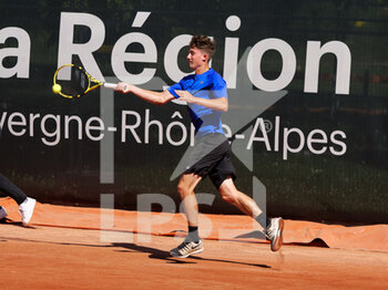 2022-05-14 - Ugo Blanchet (FRA) in action against Yoshihito Nishioka (JPN) during the qualifying rounds at the Open Parc Auvergne-Rhone-Alpes Lyon 2022, ATP 250 Tennis tournament on May 14, 2022 at Parc de la Tete d'Or in Lyon, France - OPEN PARC AUVERGNE-RHONE-ALPES LYON 2022, ATP 250 TENNIS TOURNAMENT - INTERNATIONALS - TENNIS