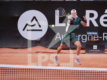 2022-05-15 - Holger Rune (DEN) in action against Arthur Rinderknech (FRA) during the round of 32 at the Open Parc Auvergne-Rhone-Alpes Lyon 2022, ATP 250 Tennis tournament on May 15, 2022 at Parc de la Tete d'Or in Lyon, France - OPEN PARC AUVERGNE-RHONE-ALPES LYON 2022, ATP 250 TENNIS TOURNAMENT - INTERNATIONALS - TENNIS