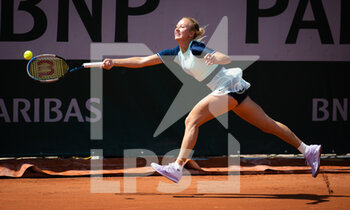 2022-05-18 - Anastasia Potapova of Russia in action against Anastasia Kulikova of Finland during the second qualifications round ahead of the Roland-Garros 2022, Grand Slam tennis tournament on May 18, 2022 at Roland-Garros stadium in Paris, France - ROLAND-GARROS 2022, FRENCH OPEN 2022, GRAND SLAM TENNIS TOURNAMEN - INTERNATIONALS - TENNIS