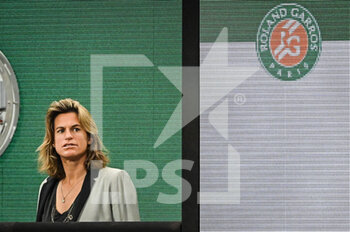 2022-05-19 - Amelie MAURESMO director of Roland Garros during the Qualifying Day four of Roland-Garros 2022, French Open 2022, Grand Slam tennis tournament on May 19, 2022 at the Roland-Garros stadium in Paris, France - ROLAND-GARROS 2022, FRENCH OPEN 2022, GRAND SLAM TENNIS TOURNAMENT - INTERNATIONALS - TENNIS