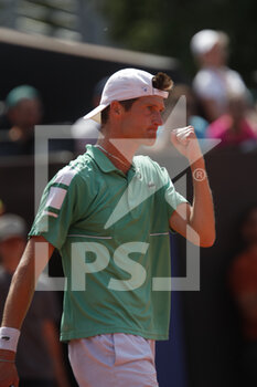 2022-05-19 - Manuel GUINARD (FRA) celebrate to win during the Open Parc Auvergne-Rhone-Alpes Lyon 2022, ATP 250 Tennis tournament on May 19, 2022 at Parc de la Tete d'Or in Lyon, France - OPEN PARC AUVERGNE-RHONE-ALPES LYON 2022, ATP 250 TENNIS TOURNAMENT - INTERNATIONALS - TENNIS
