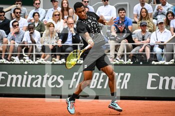 2022-05-22 - Felix AUGER-ALIASSIME of Canada during the Day one of Roland-Garros 2022, French Open 2022, Grand Slam tennis tournament on May 22, 2022 at Roland-Garros stadium in Paris, France - ROLAND-GARROS 2022, FRENCH OPEN 2022, GRAND SLAM TENNIS TOURNAMENT - INTERNATIONALS - TENNIS