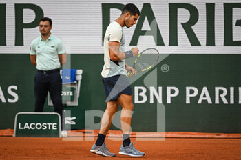 2022-05-22 - Carlos ALCARAZ of Spain celebrates his point during the Day one of Roland-Garros 2022, French Open 2022, Grand Slam tennis tournament on May 22, 2022 at Roland-Garros stadium in Paris, France - ROLAND-GARROS 2022, FRENCH OPEN 2022, GRAND SLAM TENNIS TOURNAMENT - INTERNATIONALS - TENNIS