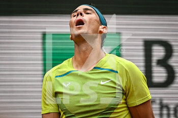 2022-05-23 - Rafael NADAL of Spain looks dejected during the Day two of Roland-Garros 2022, French Open 2022, Grand Slam tennis tournament on May 23, 2022 at Roland-Garros stadium in Paris, France - ROLAND-GARROS 2022, FRENCH OPEN 2022, GRAND SLAM TENNIS TOURNAMENT - INTERNATIONALS - TENNIS