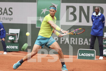 2022-05-23 - Rafael Nadal of Spain during day 2 of the French Open 2022, a tennis Grand Slam tournament on May 23, 2022 at Roland-Garros stadium in Paris, France - ROLAND-GARROS 2022, FRENCH OPEN 2022, GRAND SLAM TENNIS TOURNAMENT - INTERNATIONALS - TENNIS