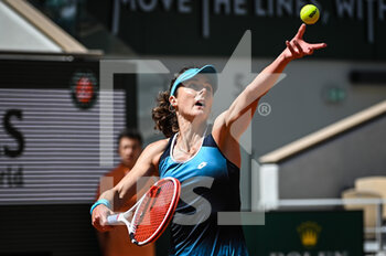 2022-05-24 - Alize CORNET of France during the Day three of Roland-Garros 2022, French Open 2022, Grand Slam tennis tournament on May 24, 2022 at Roland-Garros stadium in Paris, France - ROLAND-GARROS 2022, FRENCH OPEN 2022, GRAND SLAM TENNIS TOURNAMENT - INTERNATIONALS - TENNIS