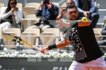 2022-05-24 - Jo-Wilfried TSONGA of France during the Day three of Roland-Garros 2022, French Open 2022, Grand Slam tennis tournament on May 24, 2022 at Roland-Garros stadium in Paris, France - ROLAND-GARROS 2022, FRENCH OPEN 2022, GRAND SLAM TENNIS TOURNAMENT - INTERNATIONALS - TENNIS