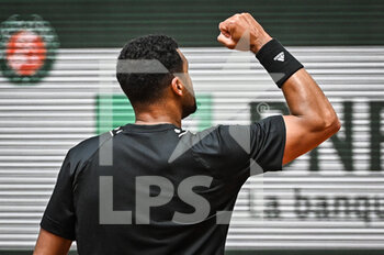 2022-05-24 - Jo-Wilfried TSONGA of France celebrates his point during the Day three of Roland-Garros 2022, French Open 2022, Grand Slam tennis tournament on May 24, 2022 at Roland-Garros stadium in Paris, France - ROLAND-GARROS 2022, FRENCH OPEN 2022, GRAND SLAM TENNIS TOURNAMENT - INTERNATIONALS - TENNIS