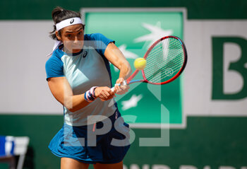 2022-05-24 - Caroline Garcia of France in action against Taylor Townsend of the United States during the first round of the Roland-Garros 2022, Grand Slam tennis tournament on May 24, 2022 at Roland-Garros stadium in Paris, France - ROLAND-GARROS 2022, FRENCH OPEN 2022, GRAND SLAM TENNIS TOURNAMENT - INTERNATIONALS - TENNIS