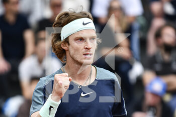 2022-05-24 - Andrey Rublev of Russia during the French Open (Roland-Garros) 2022, Grand Slam tennis tournament on May 24, 2022 at Roland-Garros stadium in Paris, France - ROLAND-GARROS 2022, FRENCH OPEN 2022, GRAND SLAM TENNIS TOURNAMENT - INTERNATIONALS - TENNIS