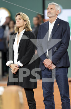 2022-05-24 - New director of Roland-Garros Amelie Mauresmo, President of French Tennis Federation FFT Gilles Moretton during a ceremony celebrating Jo-Wilfried Tsonga's career after his last tennis match against Casper Ruud of Norway on day 3 of the French Open 2022, a tennis Grand Slam tournament on May 24, 2022 at Roland-Garros stadium in Paris, France - ROLAND-GARROS 2022, FRENCH OPEN 2022, GRAND SLAM TENNIS TOURNAMENT - INTERNATIONALS - TENNIS
