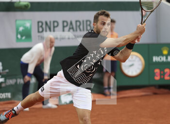 2022-05-24 - Hugo Gaston of France during day 3 of the French Open 2022, a tennis Grand Slam tournament on May 24, 2022 at Roland-Garros stadium in Paris, France - ROLAND-GARROS 2022, FRENCH OPEN 2022, GRAND SLAM TENNIS TOURNAMENT - INTERNATIONALS - TENNIS