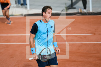 2022-05-25 - Roberto Carballes Baena of Spain during the French Open, Grand Slam tennis tournament on May 24, 2022 at Roland-Garros stadium in Paris, France - ROLAND-GARROS 2022, FRENCH OPEN 2022, GRAND SLAM TENNIS TOURNAMENT - INTERNATIONALS - TENNIS