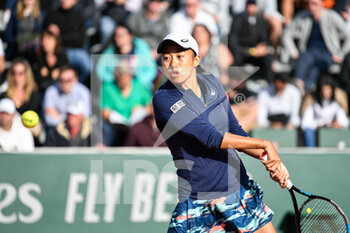 2022-05-25 - Zhang Shuai of China during the French Open, Grand Slam tennis tournament on May 24, 2022 at Roland-Garros stadium in Paris, France - ROLAND-GARROS 2022, FRENCH OPEN 2022, GRAND SLAM TENNIS TOURNAMENT - INTERNATIONALS - TENNIS