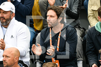 2022-05-25 - Lucas Pouille's coach Felix Mantilla during the French Open, Grand Slam tennis tournament on May 24, 2022 at Roland-Garros stadium in Paris, France - ROLAND-GARROS 2022, FRENCH OPEN 2022, GRAND SLAM TENNIS TOURNAMENT - INTERNATIONALS - TENNIS